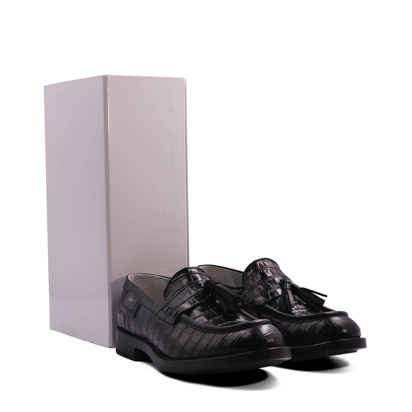 Zaddy - Premium quality sneakers designed for ultimate comfort and style.