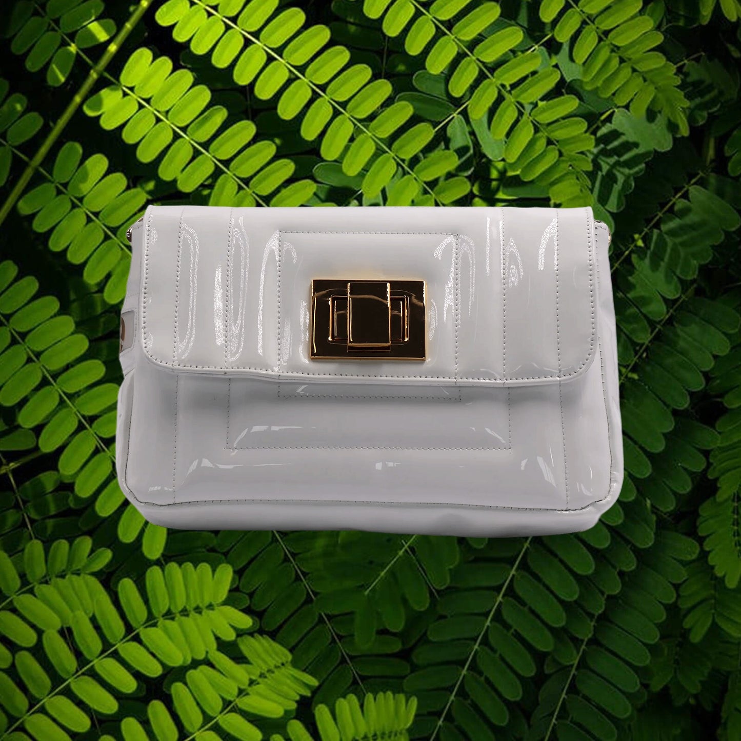 Mystique Designer White Bag β Elegant and luxurious white handbag for a sophisticated look.