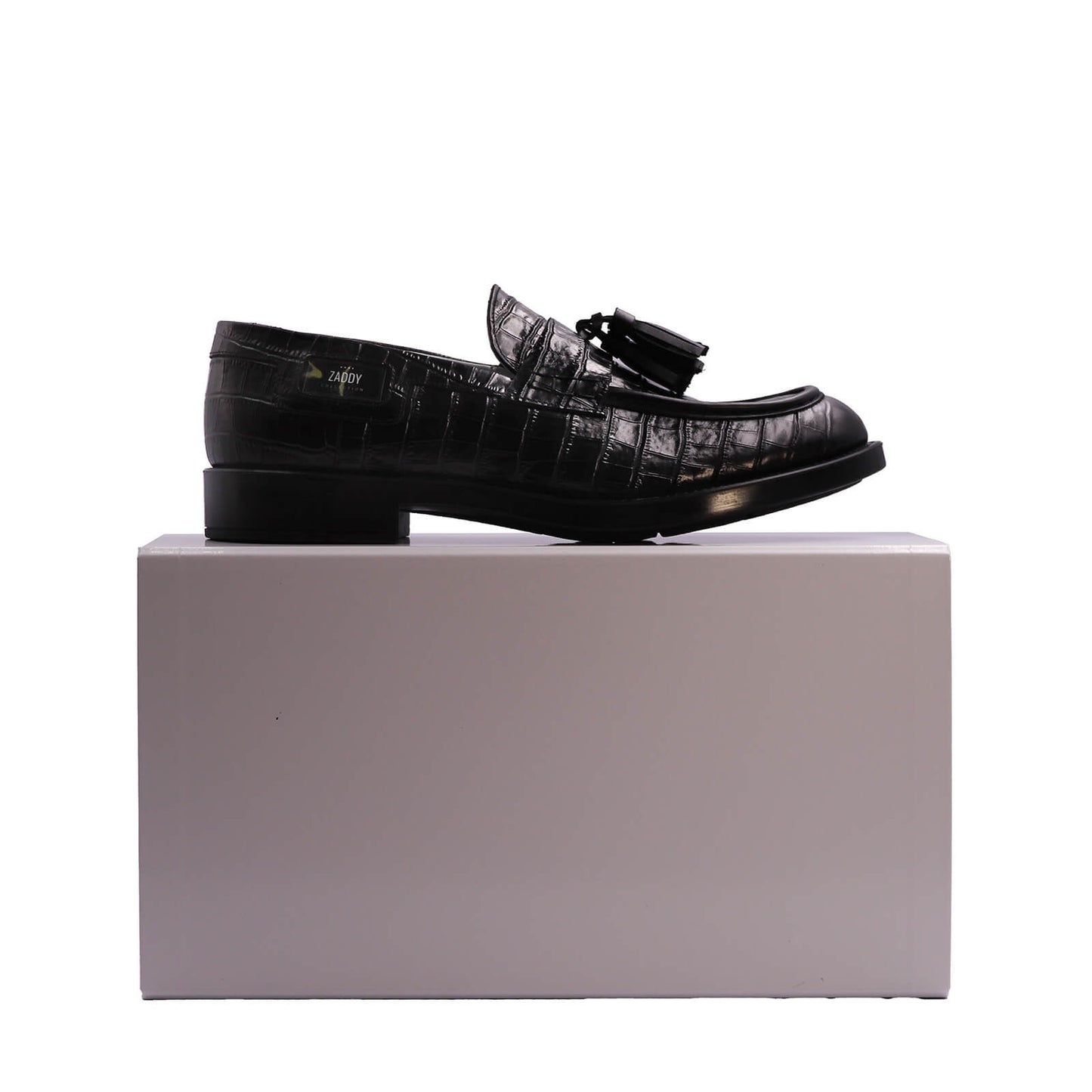 Zaddy - Premium quality sneakers designed for ultimate comfort and style.