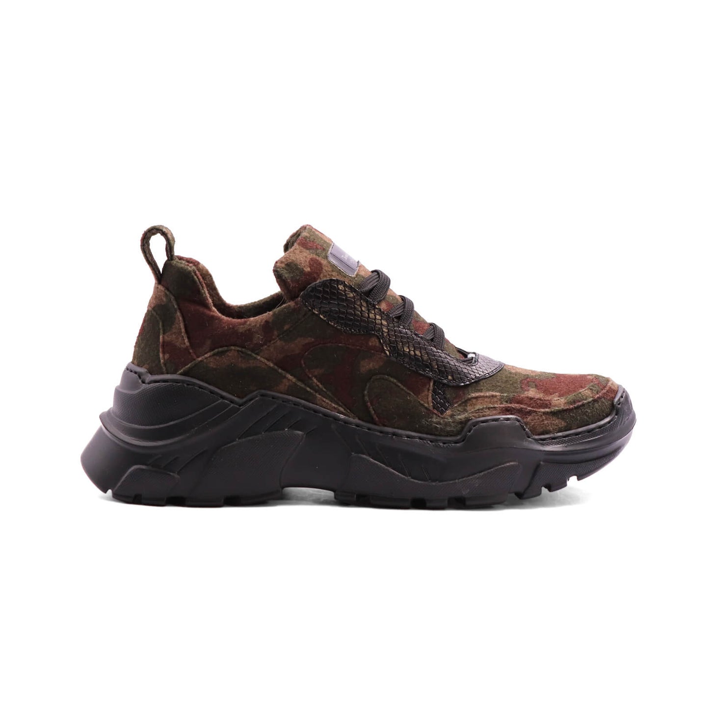 Houtside - Contemporary streetwear-inspired footwear for a bold statement.