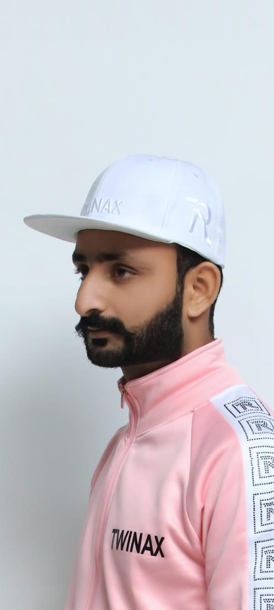 Mamba Men's Fitted Cap – Sleek and stylish fitted cap for a modern, sporty look.