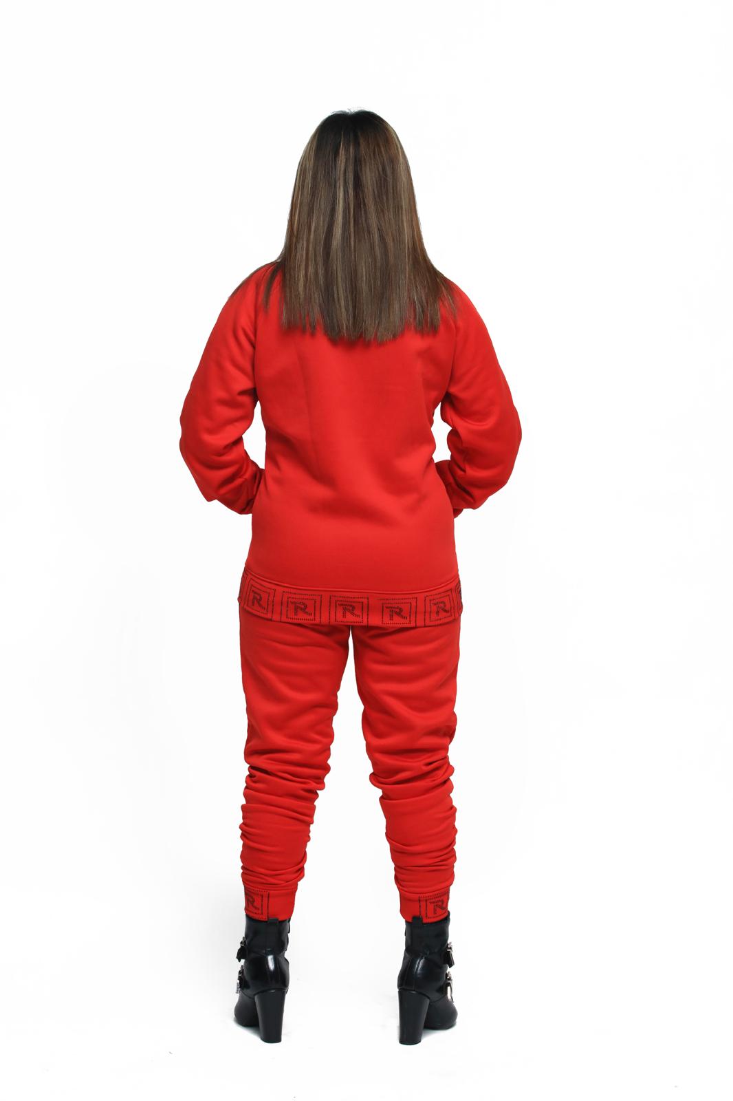 Classic Oblee Tracksuit Red - A bold and energetic red tracksuit perfect for streetwear enthusiasts.